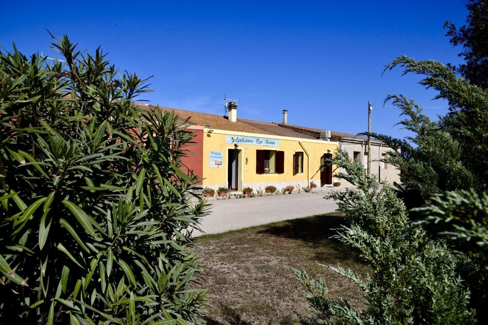 Ezzi Mannu Casa de Campo *